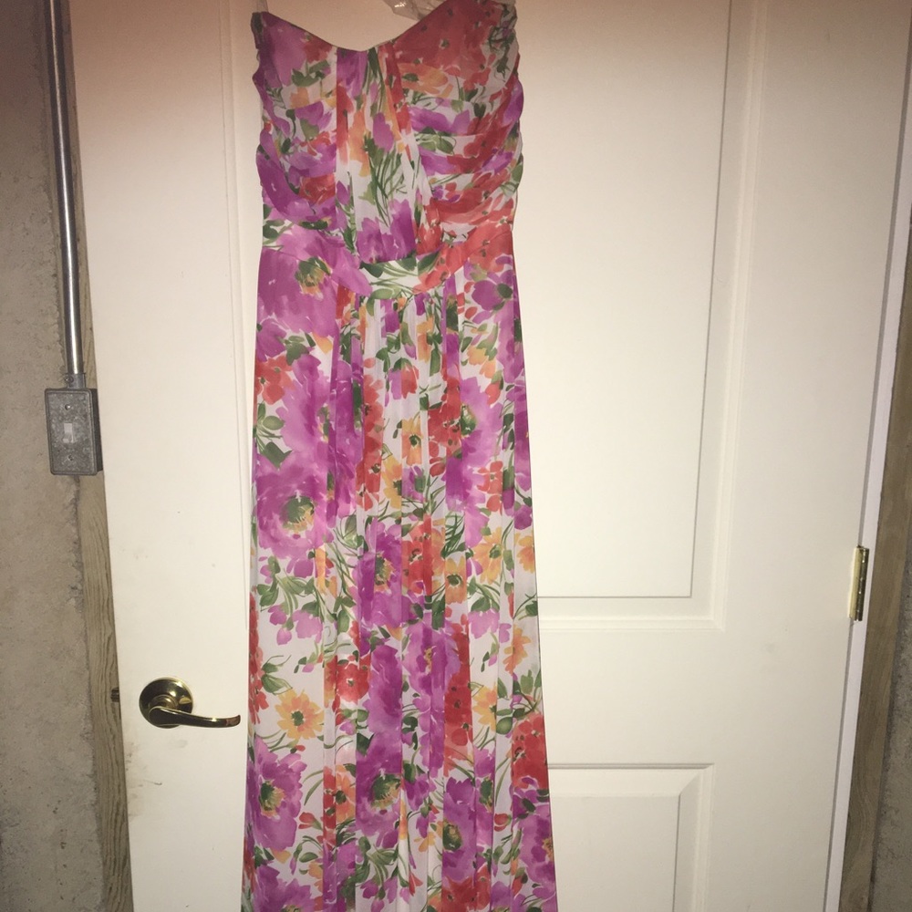 Dressy Collection Formal Gown